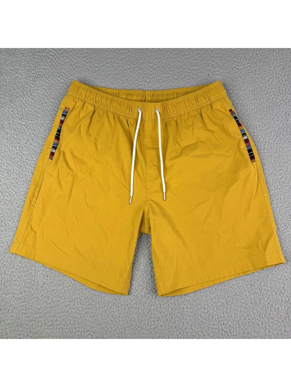 Wowie Sapien 2.0 Shorts Mens Sz L 32x7 Yellow Stretch Linerless Aztec Southwest